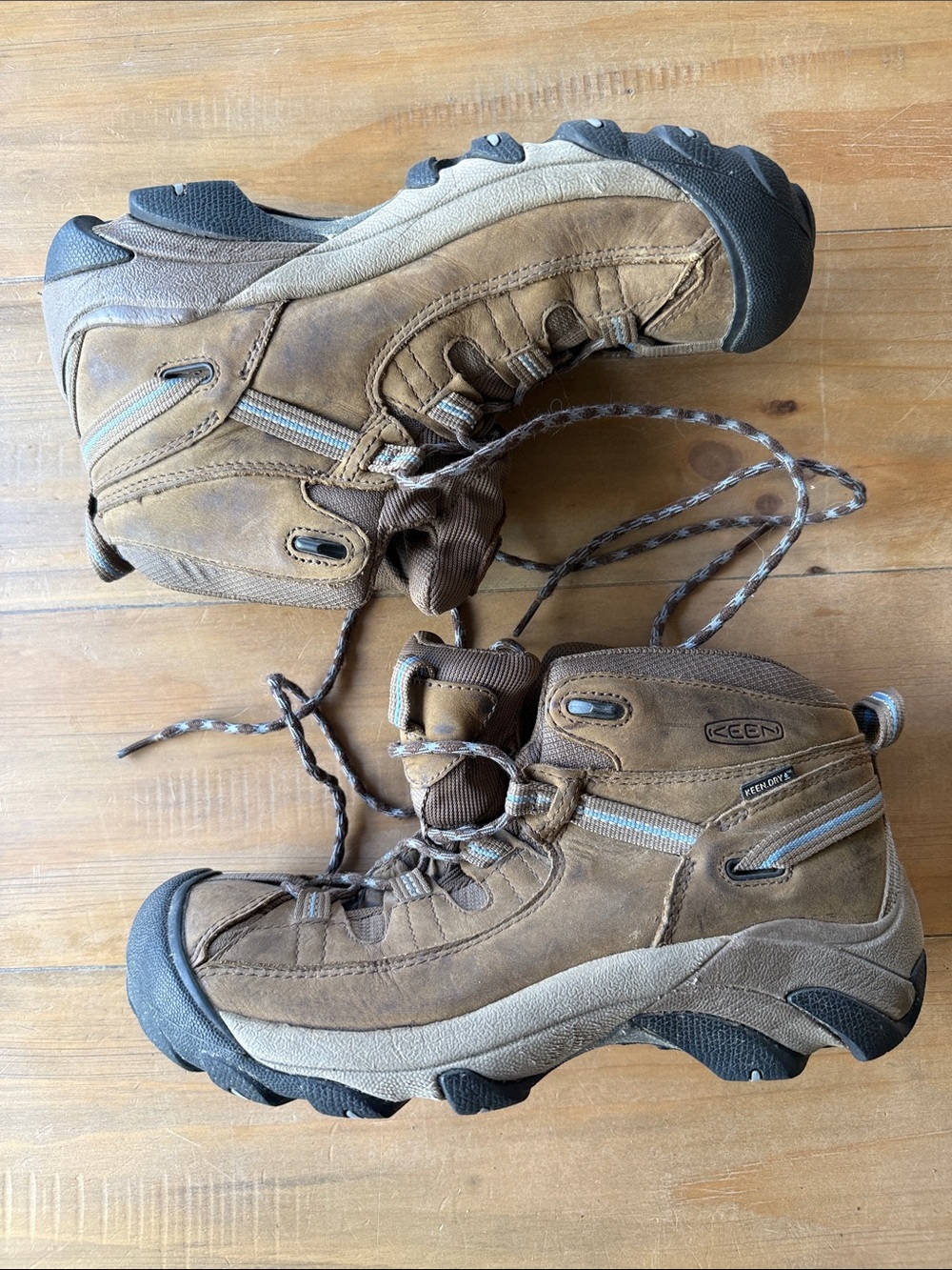 Keen Women’s Brown Leather Hiking Boots with Black Soles